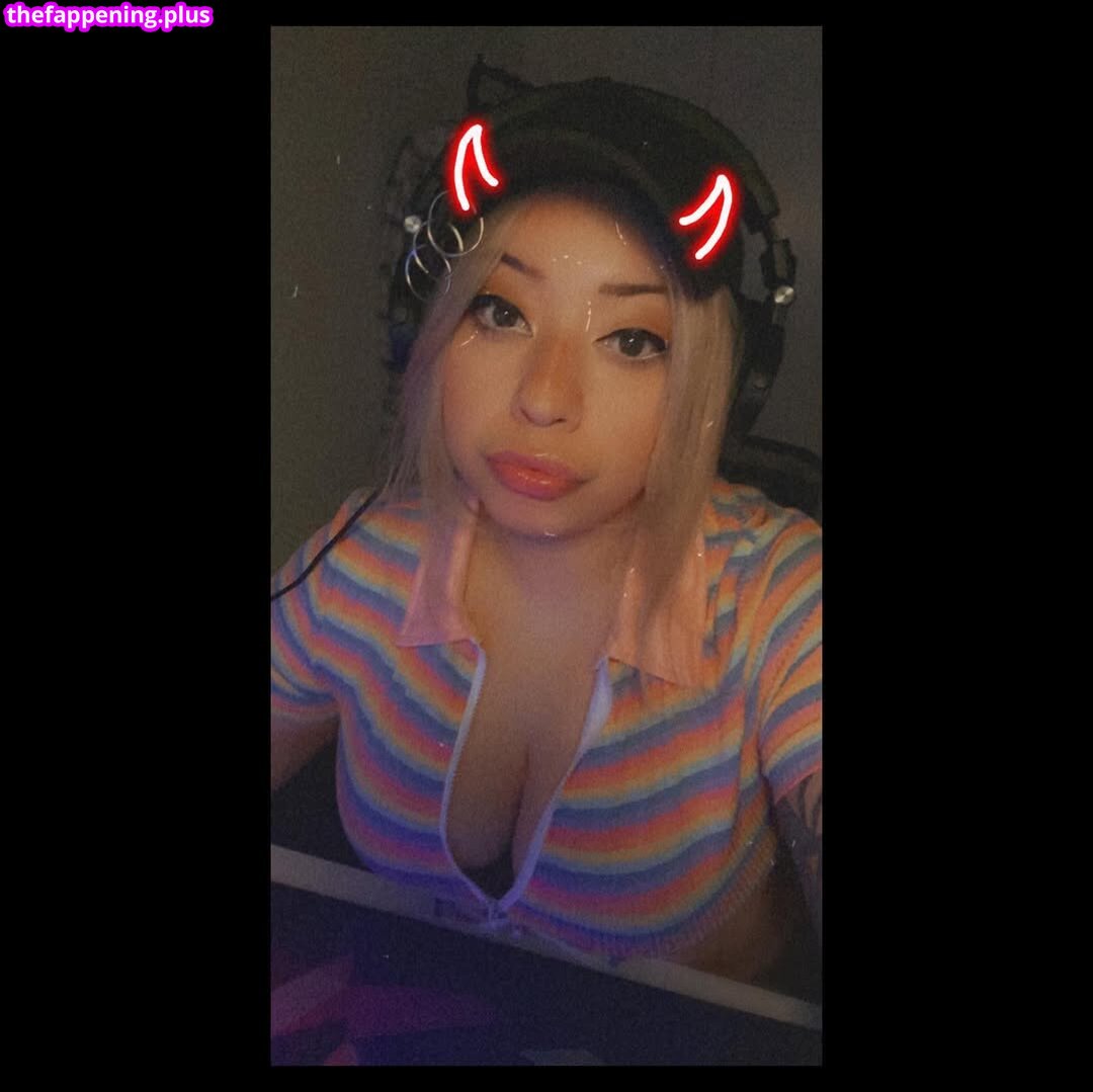666Daph / https: 누드 OnlyFans 사진 #6