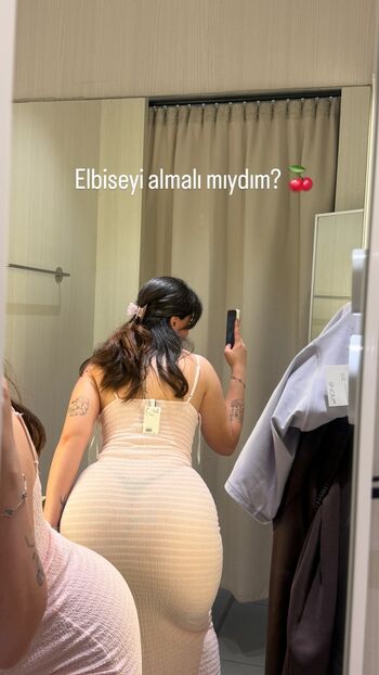 Full leaked Itsmenazli private onlyfans photo