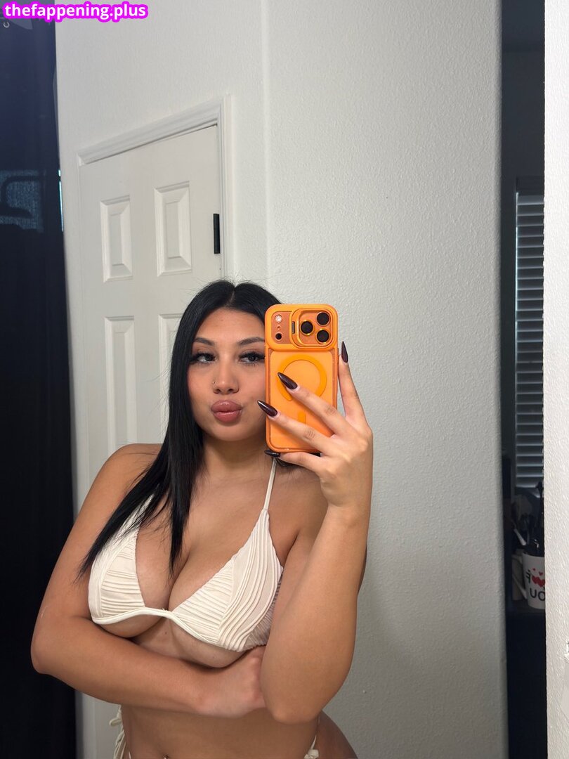 Aaliyahhofficial Nude OnlyFans Photo #3
