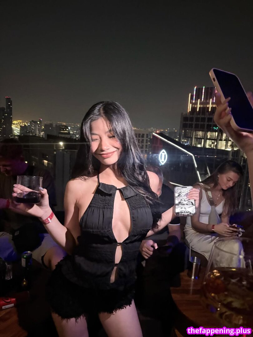 Saipetch B. / aaomhelloo Nahá OnlyFans fotografie #82