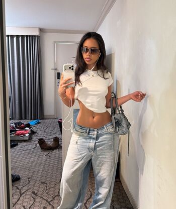 Full leaked Aimeejaihall private onlyfans photo