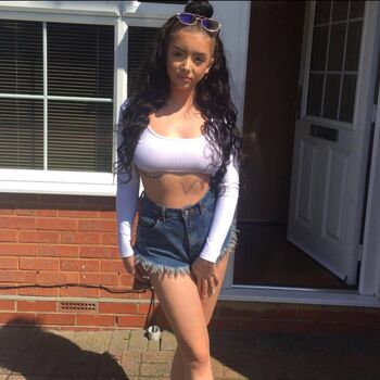 Full leaked Akbabyofficial private onlyfans photo