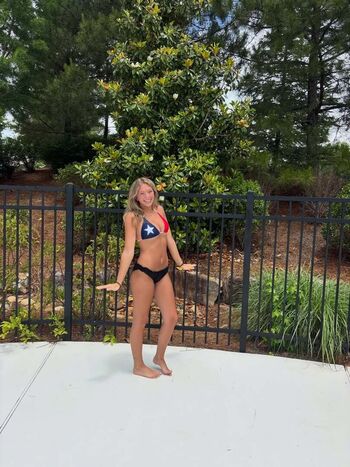 Full leaked Alainza private onlyfans photo