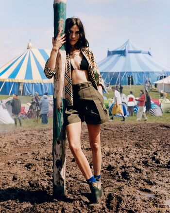 Full leaked Alexa chung page private onlyfans photo