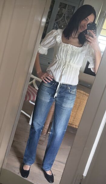 Full leaked Alexa chung private onlyfans photo