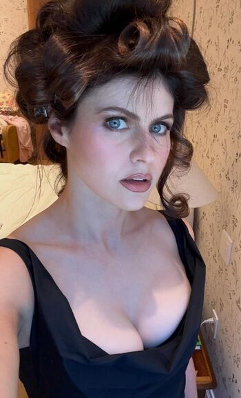 Full leaked Alexandra daddario private onlyfans photo