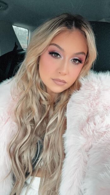 Full leaked Alexandra kay private onlyfans photo