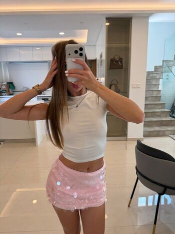 Full leaked Aleynabaddie private onlyfans photo