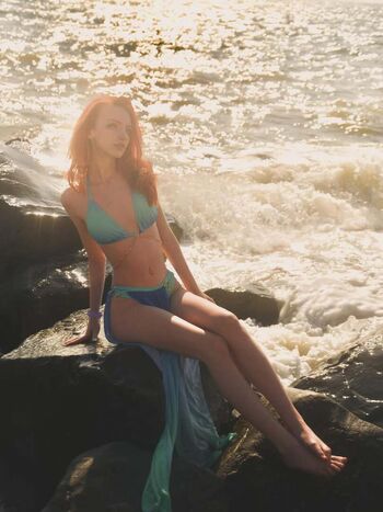 Full leaked Alinalal private onlyfans photo