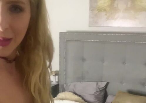 Alix Sterling