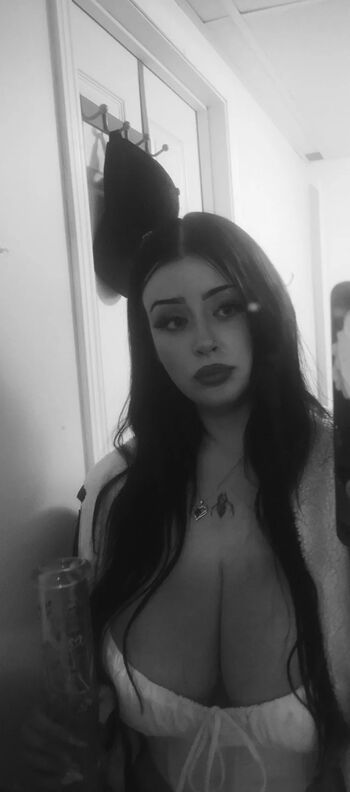Full leaked Aliyahmarie private onlyfans photo