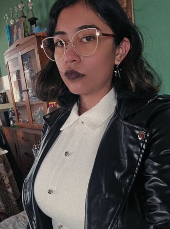 Full leaked Allisauria private onlyfans photo