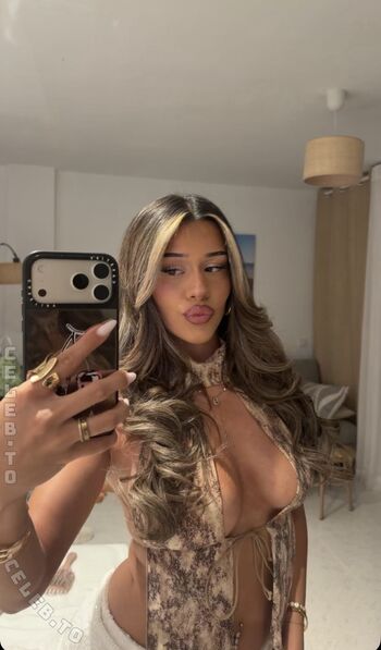 Full leaked Almira azemi private onlyfans photo