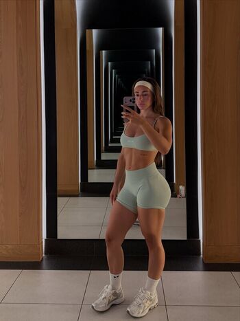 Full leaked Amaliaa t page private onlyfans photo