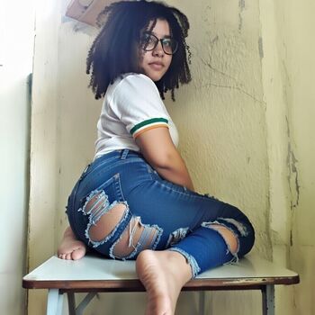 Amateur Foot Fetish Content