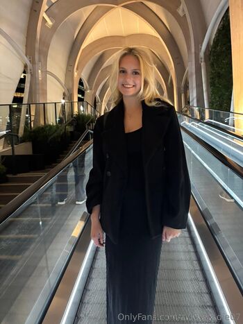 Full leaked Ambsjadie private onlyfans photo