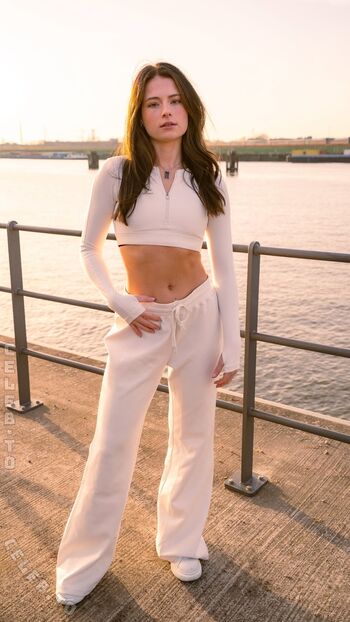 Full leaked Anica zimmermann page private onlyfans photo