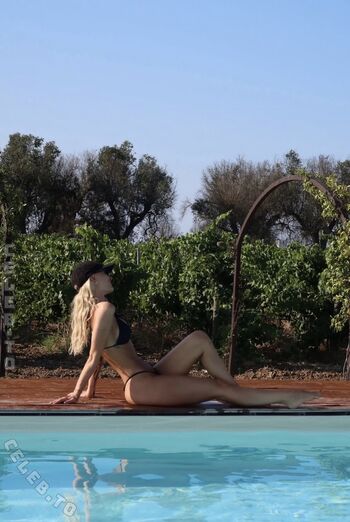 Full leaked Annaauroraegger private onlyfans photo