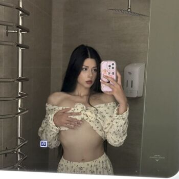 Full leaked Annarainlee private onlyfans photo