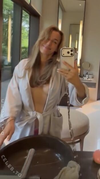 Full leaked Annemarie carpendale private onlyfans photo