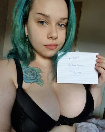 Full leaked Applepigeon private onlyfans photo