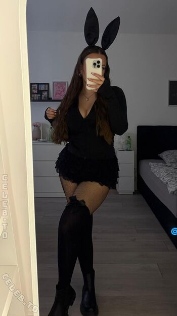 Full leaked Apr allegra private onlyfans photo