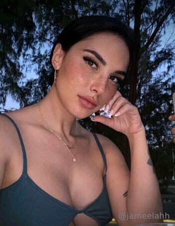 Full leaked Arabic princess private onlyfans photo