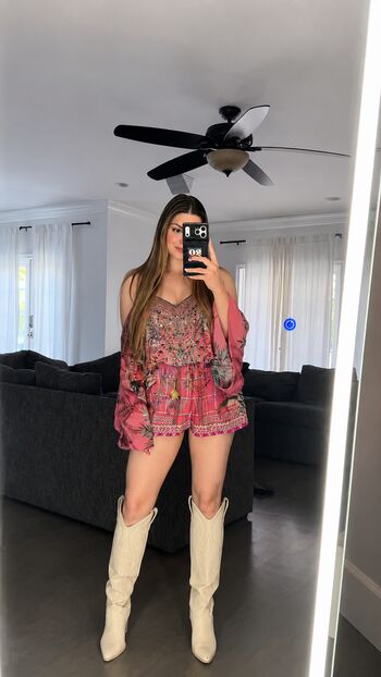 Ariel Winter