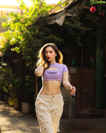 Full leaked Aroobkhan private onlyfans photo