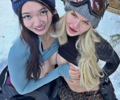 Full leaked Asianmochii private onlyfans photo
