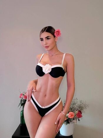 Full leaked Asisazer private onlyfans photo