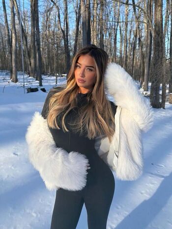 Full leaked Ava majury private onlyfans photo