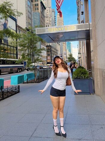 Full leaked Avneet kaur private onlyfans photo