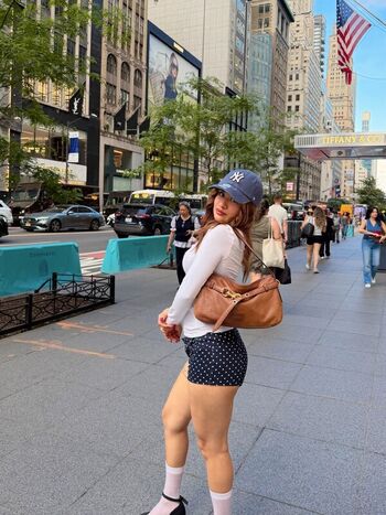 Full leaked Avneet kaur private onlyfans photo