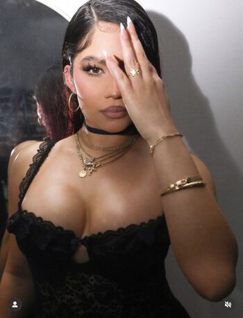 Full leaked Babykaely private onlyfans photo