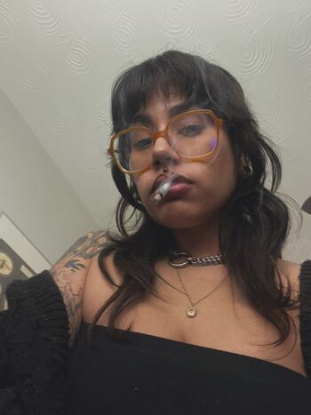 Full leaked Badnosebleed private onlyfans photo