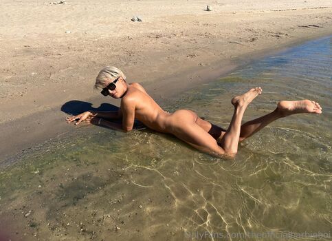 Full leaked Barbie boi page private onlyfans photo