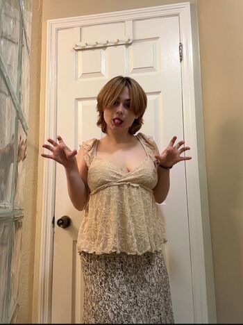 Full leaked Beanswithbombs private onlyfans photo