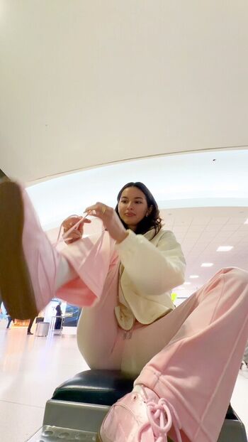 Full leaked Beca michie page private onlyfans photo