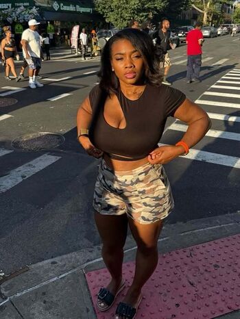 Full leaked Beckybrowngurl private onlyfans photo
