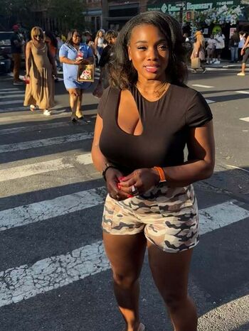 Full leaked Beckybrowngurl private onlyfans photo