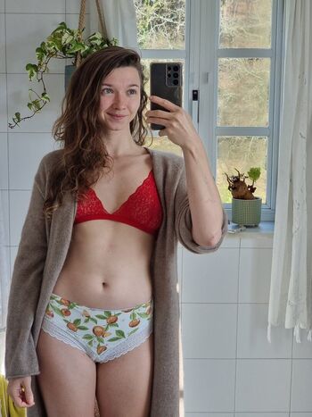 Full leaked Bee boo girl private onlyfans photo