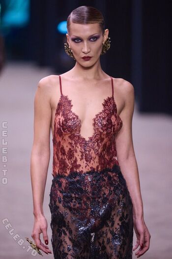 Full leaked Bella hadid private onlyfans photo