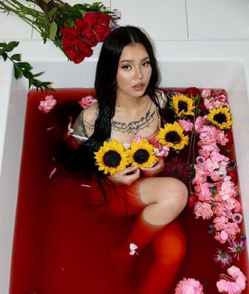 Full leaked Bella poarch page private onlyfans photo