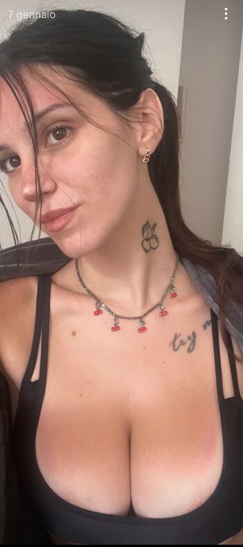 Full leaked Belu ottobri private onlyfans photo