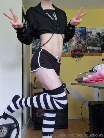 BiCuriousBoi99