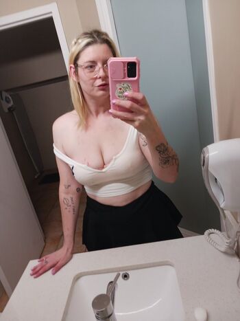 Full leaked Bimbobaby private onlyfans photo