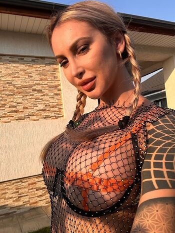 Full leaked Blond elle page private onlyfans photo