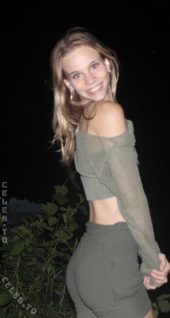 Full leaked Blondeeegirl private onlyfans photo