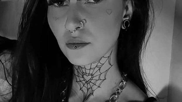 Full leaked Bluevelvetbat private onlyfans photo